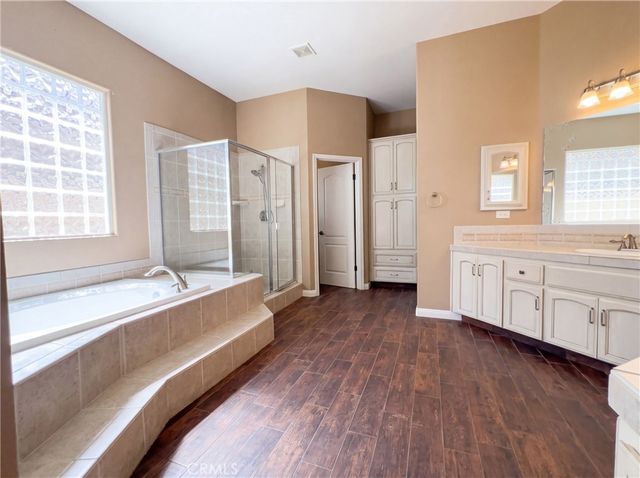 11904 Kenseth, Bakersfield, CA 93312