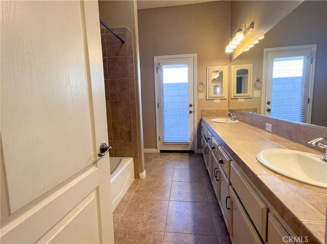 11904 Kenseth, Bakersfield, CA 93312