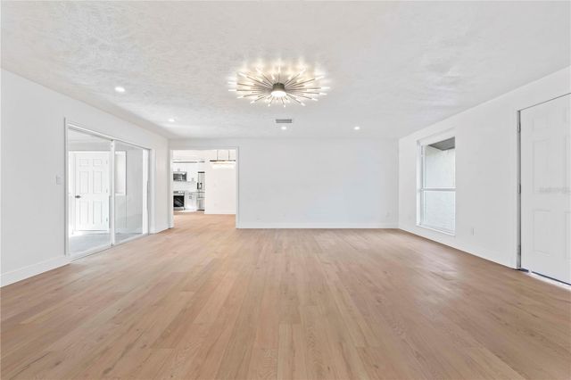 10072 NORTHCLIFFE BOULEVARD, Spring Hill, FL 34608