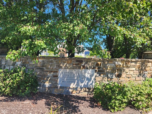 2055 Meridian Springs Lane, Greenfield, IN 46140