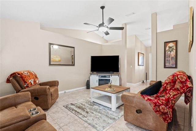 441 Avocado Avenue, Sebastian, FL 32958