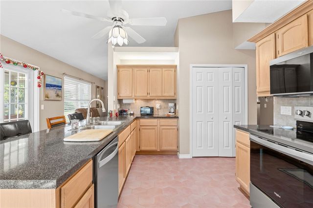 441 Avocado Avenue, Sebastian, FL 32958