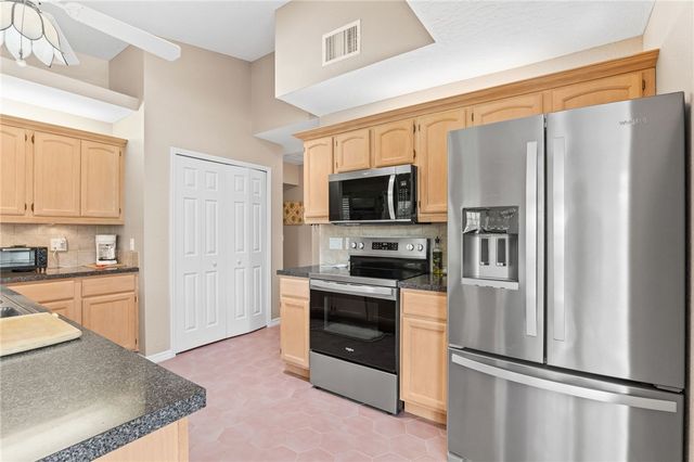 441 Avocado Avenue, Sebastian, FL 32958