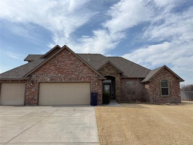 5225 Horizon Boulevard, Yukon, OK 73099