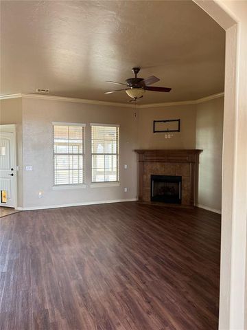 5225 Horizon Boulevard, Yukon, OK 73099