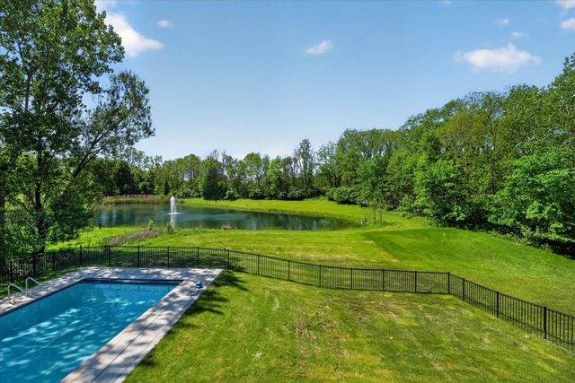 2931 Walnut Ridge Drive, Scio Twp, MI 48103
