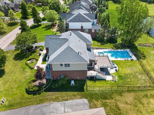 2931 Walnut Ridge Drive, Scio Twp, MI 48103