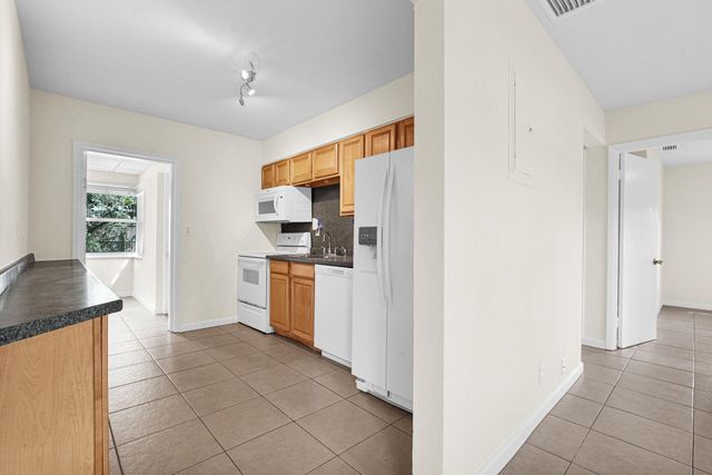 261 NE 45th Street, Oakland Park, FL 33334