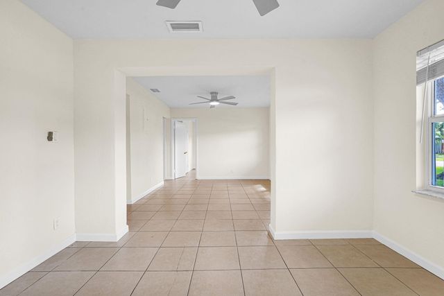 261 NE 45th Street, Oakland Park, FL 33334