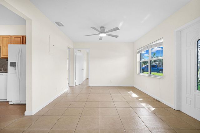 261 NE 45th Street, Oakland Park, FL 33334