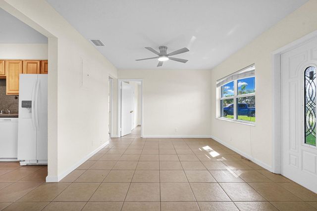 261 NE 45th Street, Oakland Park, FL 33334
