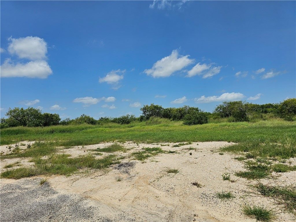 1110 Second St, Bayside, TX 78340 — photo 4