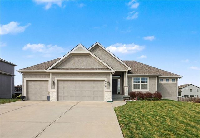 10810 N Virginia Avenue, Kansas City, MO 64155