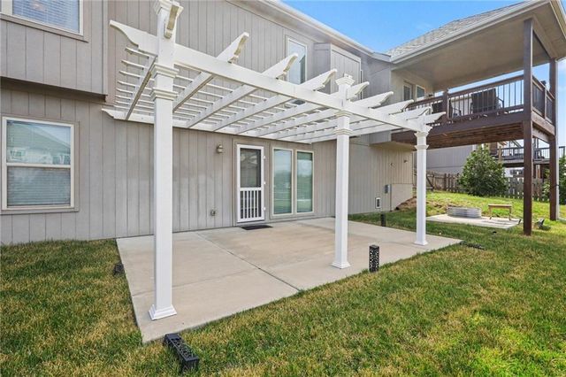 10810 N Virginia Avenue, Kansas City, MO 64155