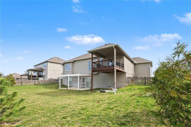 10810 N Virginia Avenue, Kansas City, MO 64155