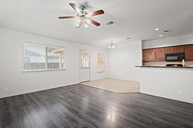 1612 Musket Valley TRL, Austin, TX 78754