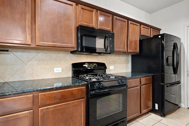 1612 Musket Valley TRL, Austin, TX 78754