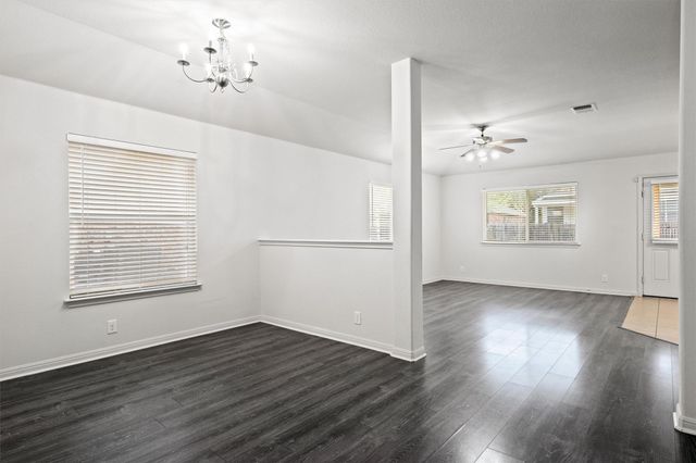 1612 Musket Valley TRL, Austin, TX 78754