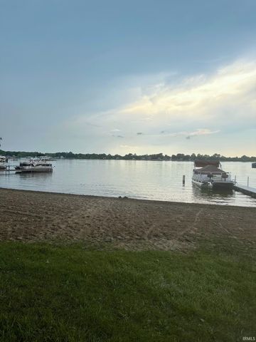 80 lane 116 Lake, Lagrange, IN 46761