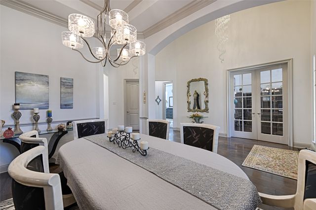 7001 Schubert, Colleyville, TX 76034