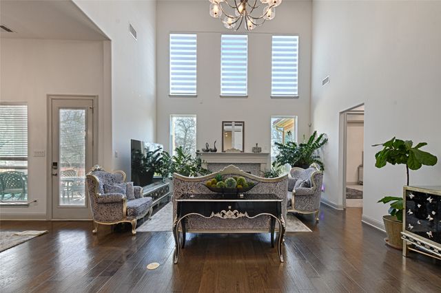 7001 Schubert, Colleyville, TX 76034