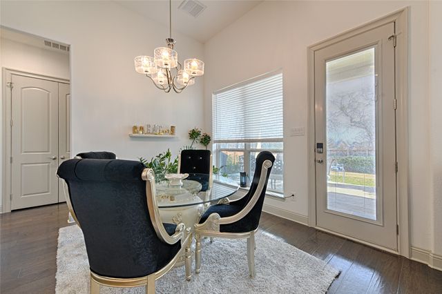 7001 Schubert, Colleyville, TX 76034