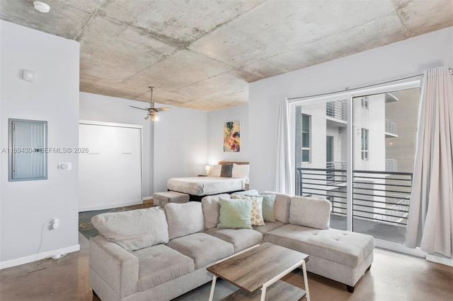 234 NE 3rd St 1106, Miami, FL 33132