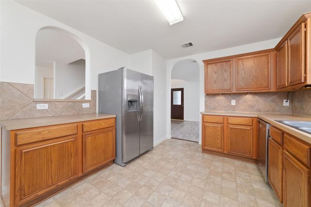 32315 Golden Oak Park, Conroe, TX 77385