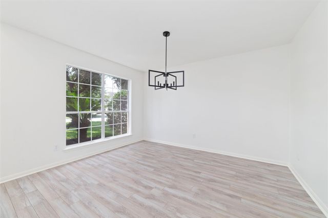 32315 Golden Oak Park, Conroe, TX 77385