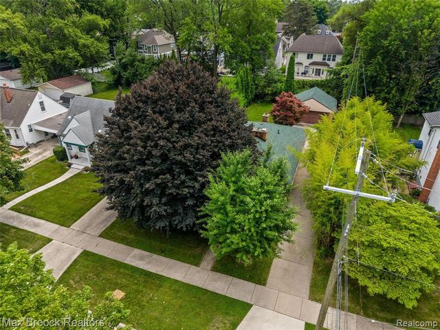 118 Midland Boulevard, Royal Oak, MI 48073