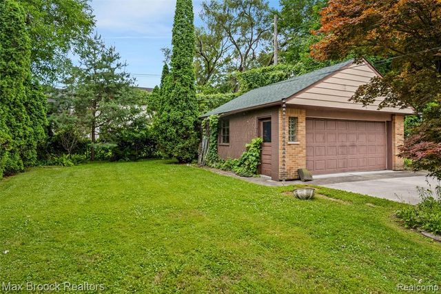 118 Midland Boulevard, Royal Oak, MI 48073