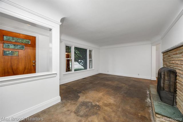 118 Midland Boulevard, Royal Oak, MI 48073