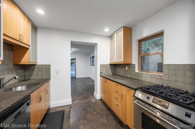 118 Midland Boulevard, Royal Oak, MI 48073