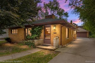 118 Midland Boulevard, Royal Oak, MI 48073