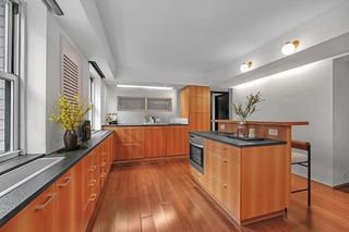 40 E 78th St # 7-H, New York City, NY 10075