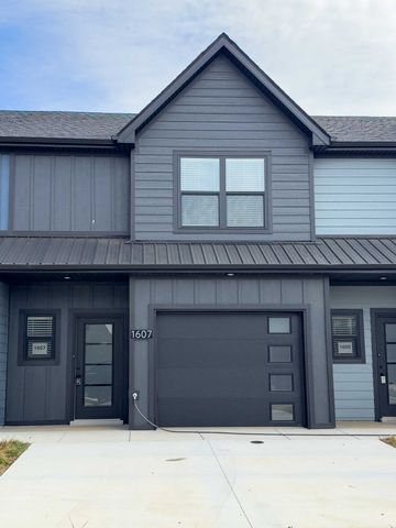 1607 Jonathan Wade Circle, Clarksville, TN 37043