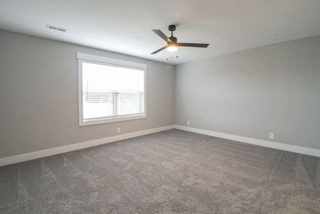 1607 Jonathan Wade Circle, Clarksville, TN 37043