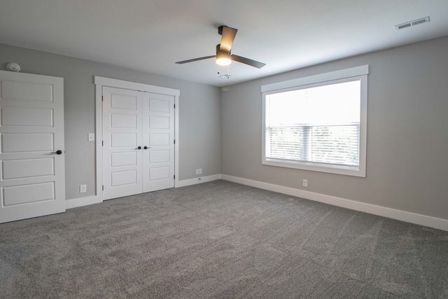 1607 Jonathan Wade Circle, Clarksville, TN 37043