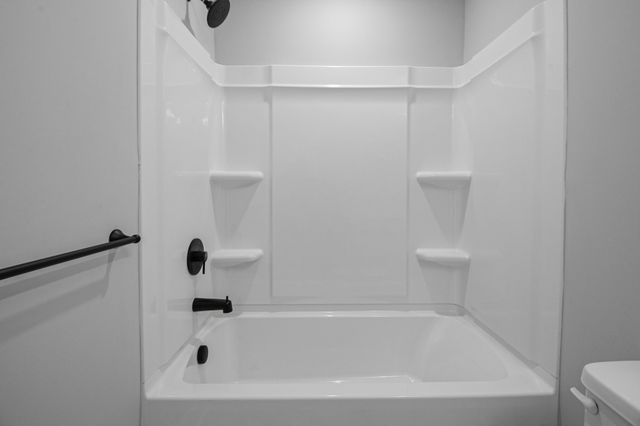 1607 Jonathan Wade Circle, Clarksville, TN 37043