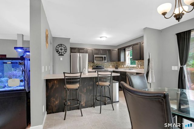 60 Rockledge Drive, Vernon, CT 06066