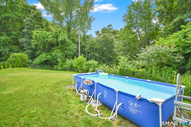 60 Rockledge Drive, Vernon, CT 06066