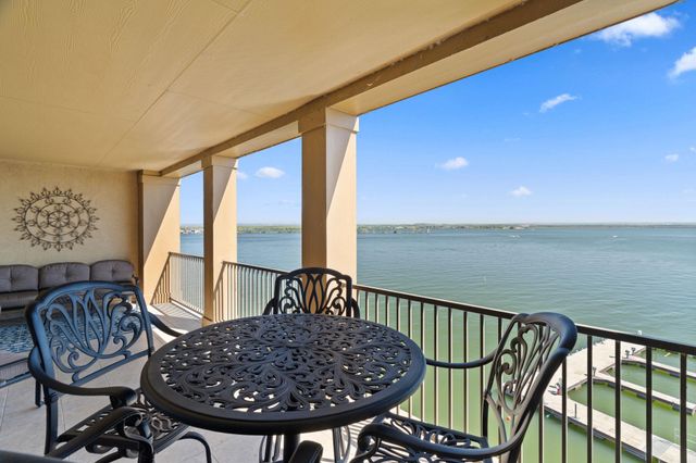 1001 The Cape 44, Horseshoe Bay, TX 78657