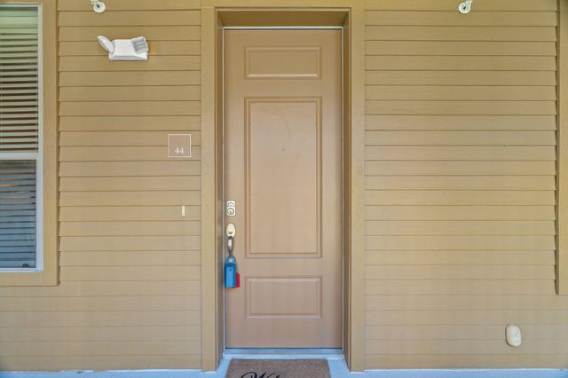 1001 The Cape 44, Horseshoe Bay, TX 78657