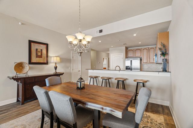 1001 The Cape 44, Horseshoe Bay, TX 78657