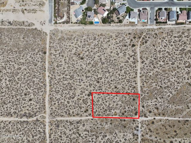 . Vic Avenue R 57th Ste, Palmdale, CA 93550