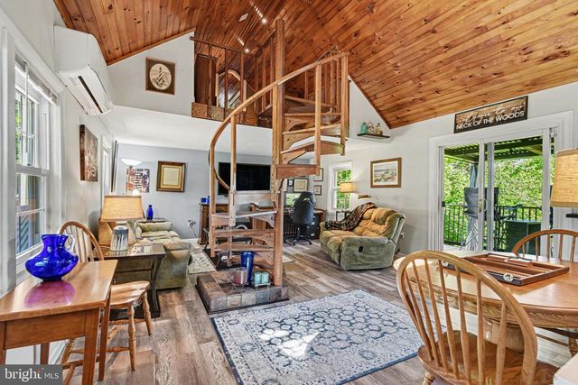 1709 SHEEPFORD RD, Mechanicsburg, PA 17055