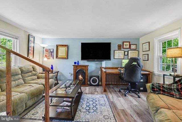 1709 SHEEPFORD RD, Mechanicsburg, PA 17055