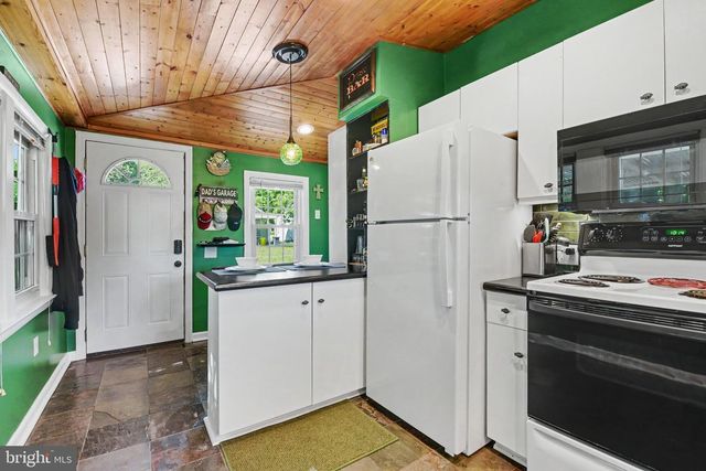 1709 SHEEPFORD RD, Mechanicsburg, PA 17055