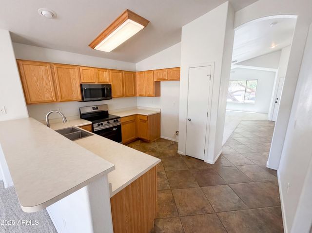 8271 N 112TH Avenue, Peoria, AZ 85345