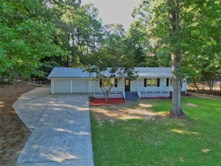 402 Trotters Ridge, Lawrenceville, GA 30043